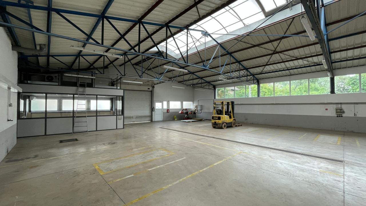Local d'activité Neuves-Maisons 800m² Location local d'activité Neuves-Maisons Meurthe-et-Moselle OLACT2423627 3